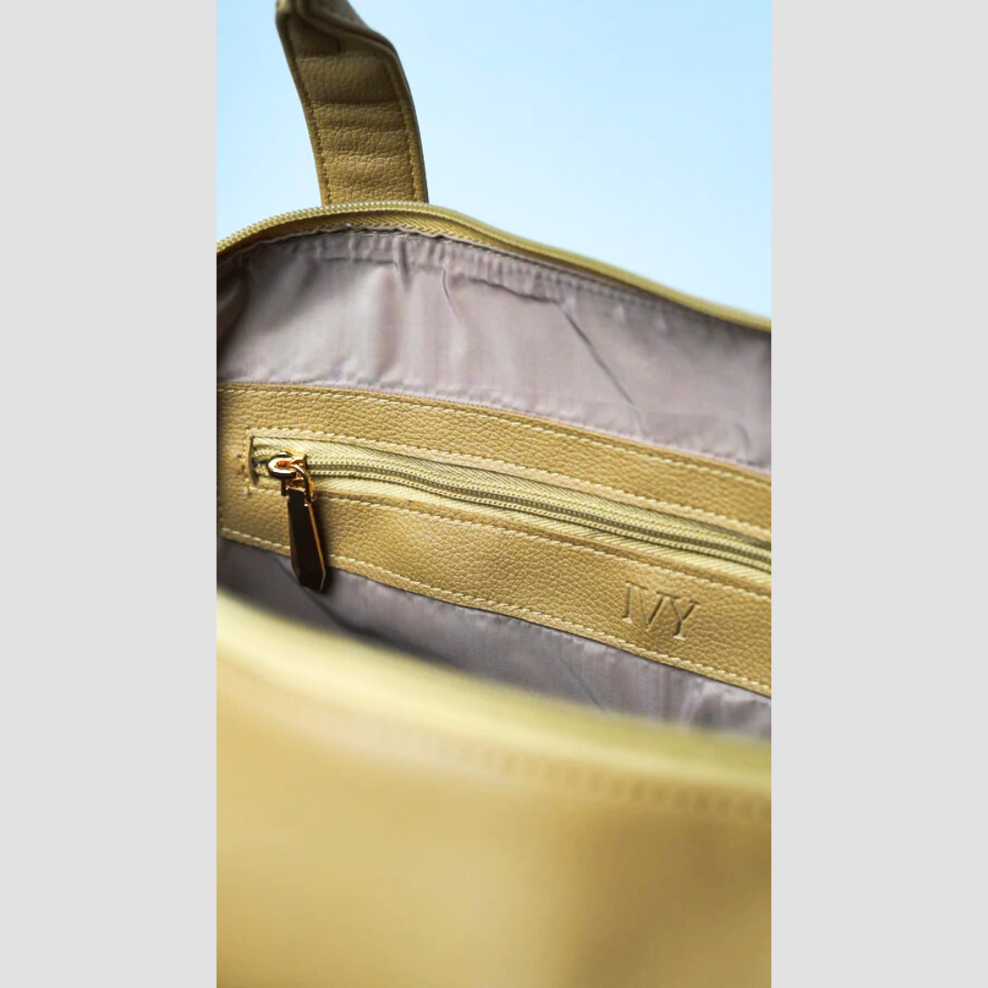Celina "Backpack Edition" – Caramel Beige