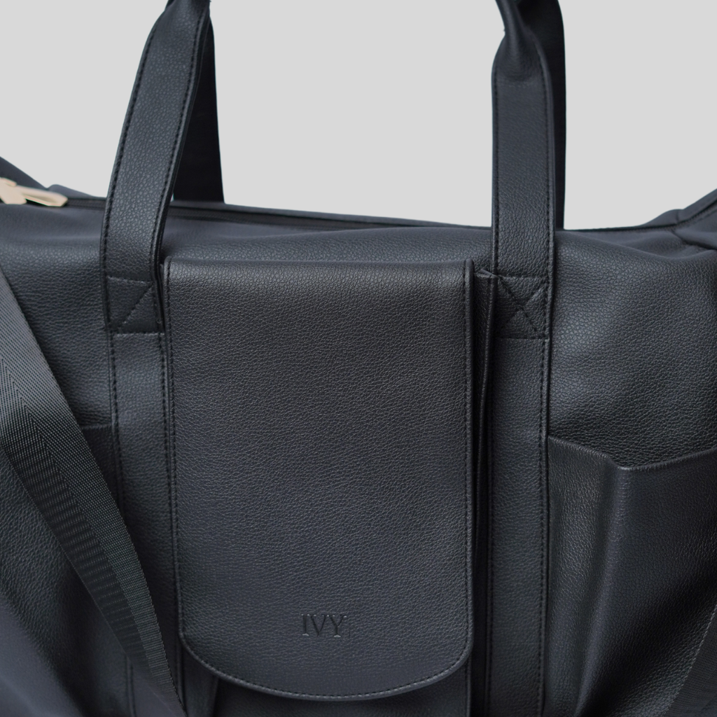 Celina - Classic Black